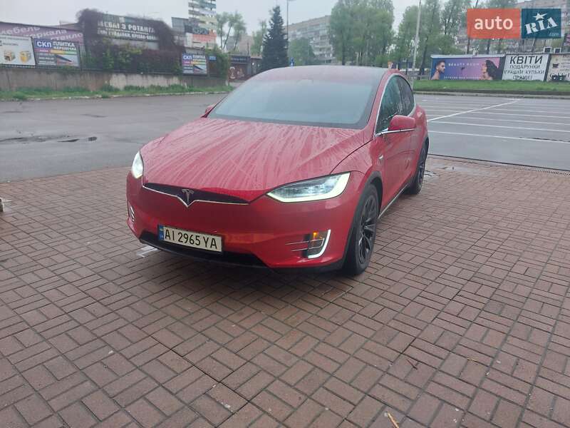 Tesla Model x (2017)