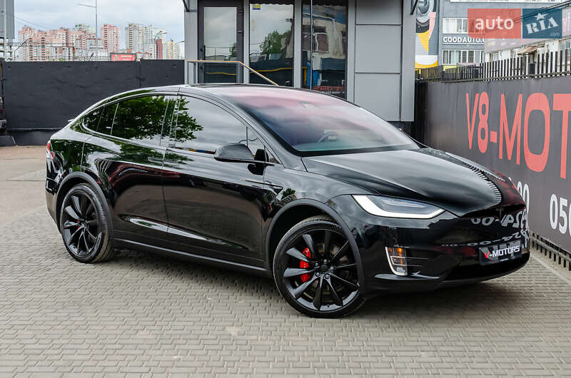 Tesla Model x (2019)
