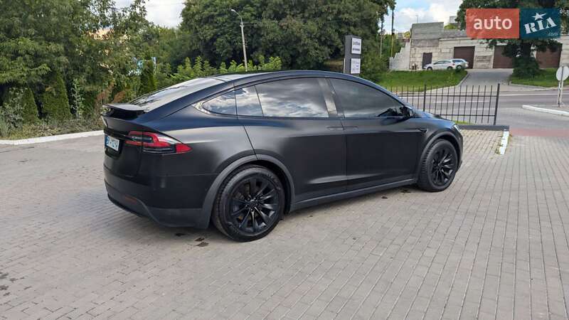 Tesla Model x (2019)
