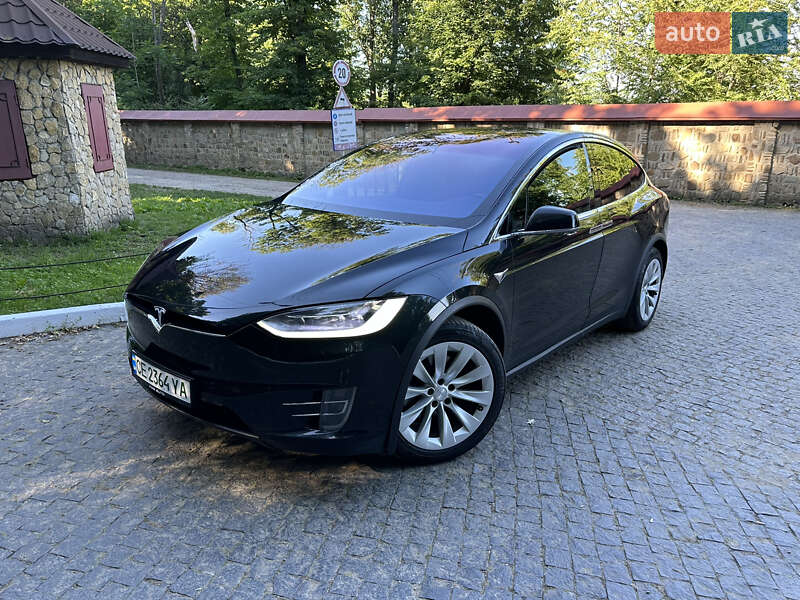 Tesla Model x (2017)