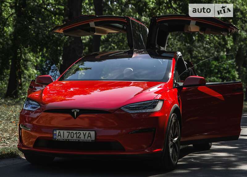 Tesla Model x (2022)
