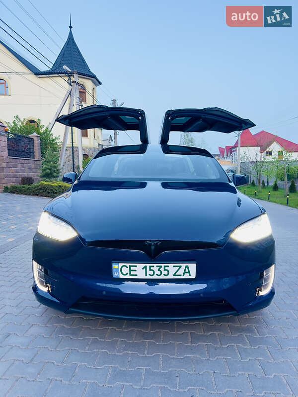 Tesla Model x (2017)