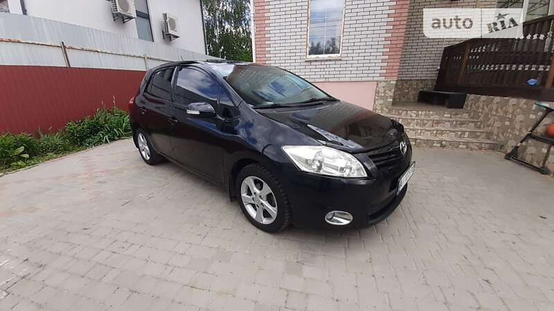 Toyota Auris (2012)