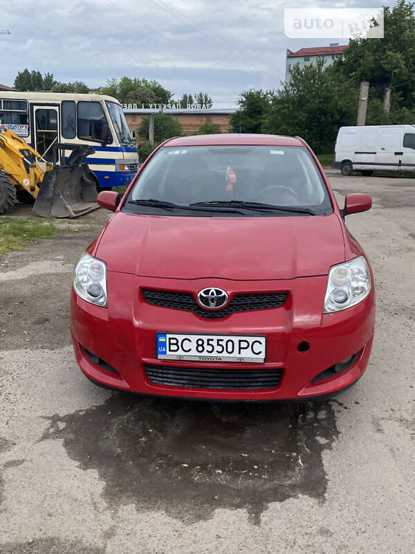 Toyota Auris (2008)