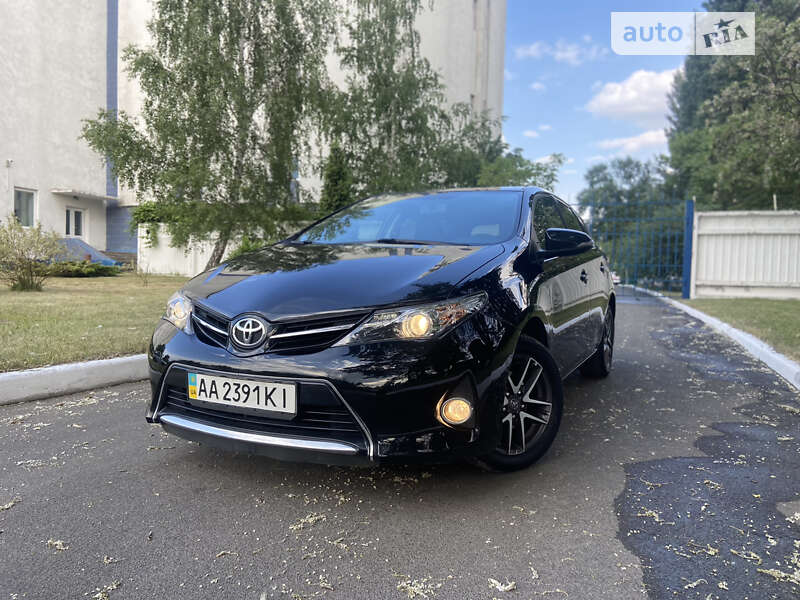 Toyota Auris (2015)