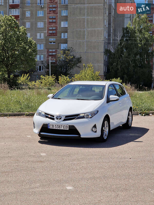 Toyota Auris (2015)