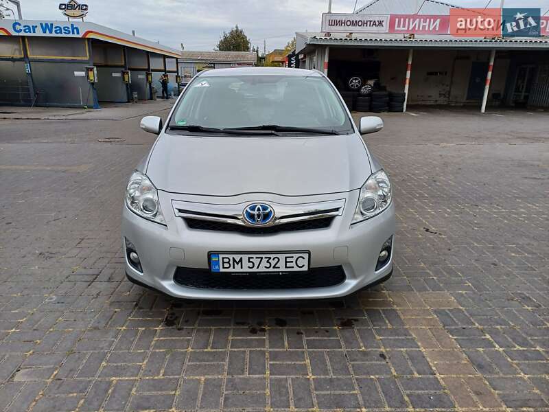 Toyota Auris (2010)