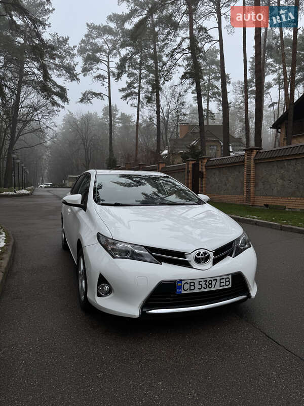 Toyota Auris (2015)
