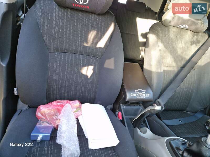 Toyota Auris (2008)