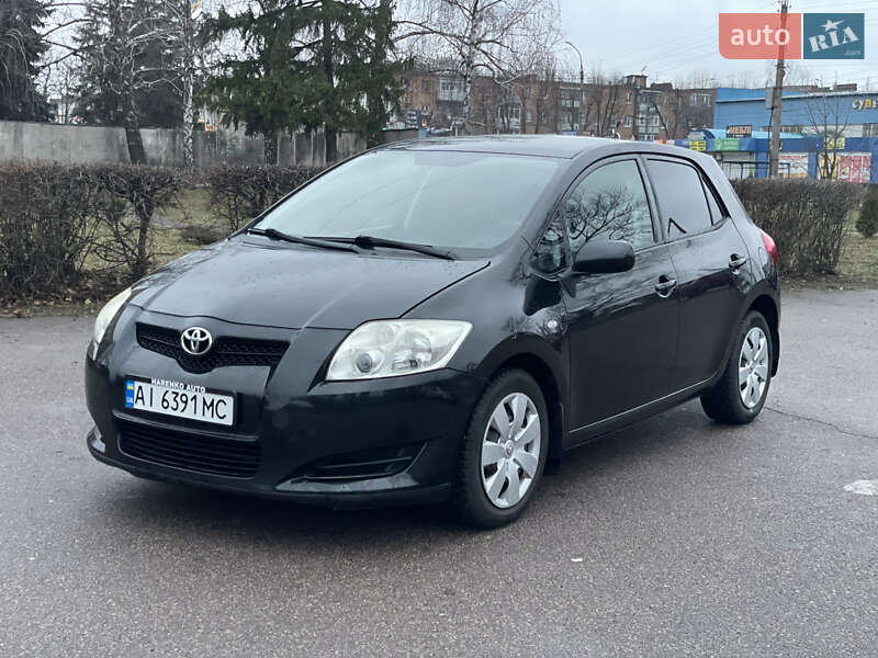 Toyota Auris (2007)