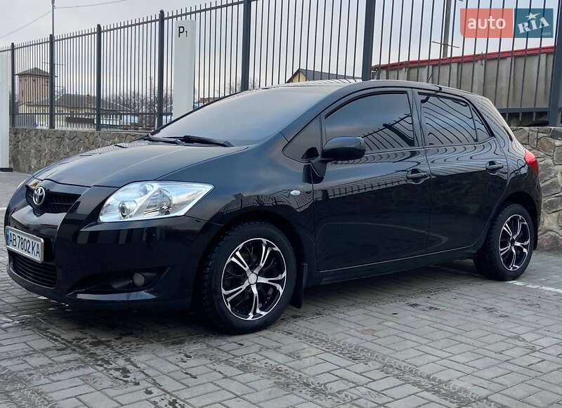 Toyota Auris (2007)