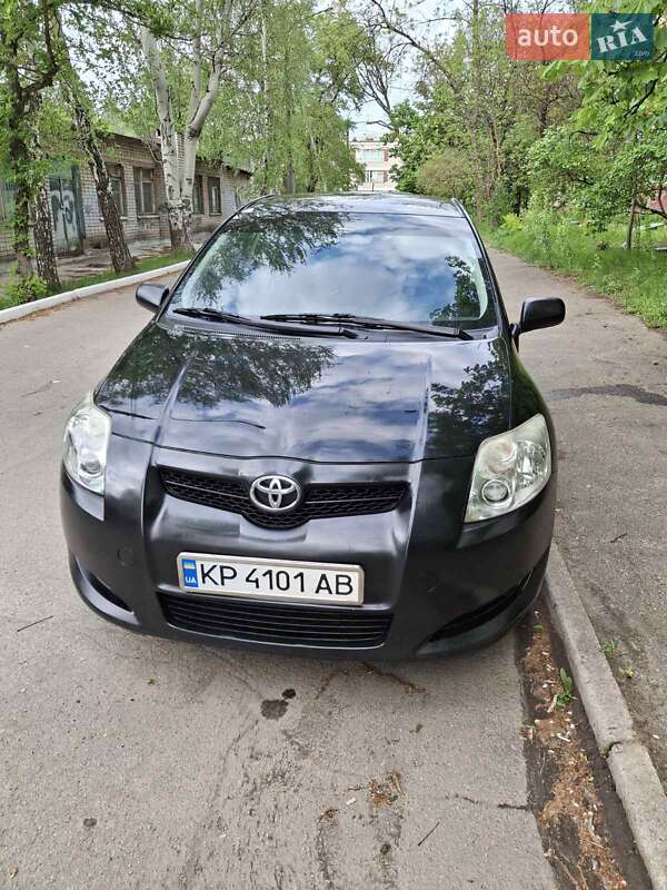 Toyota Auris (2008)