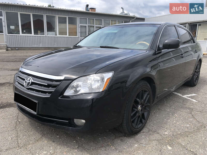 Toyota Avalon (2007)