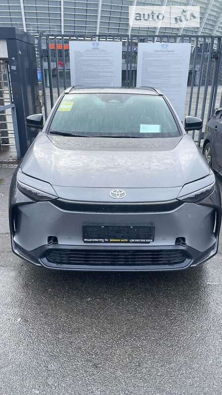 Toyota Bz4x (2023)