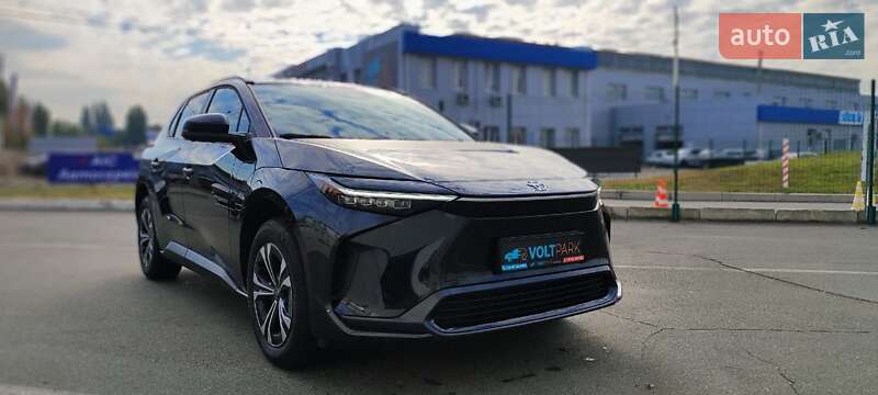 Toyota Bz4x (2022)