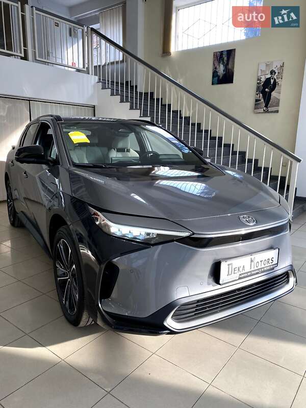 Toyota Bz4x (2023)