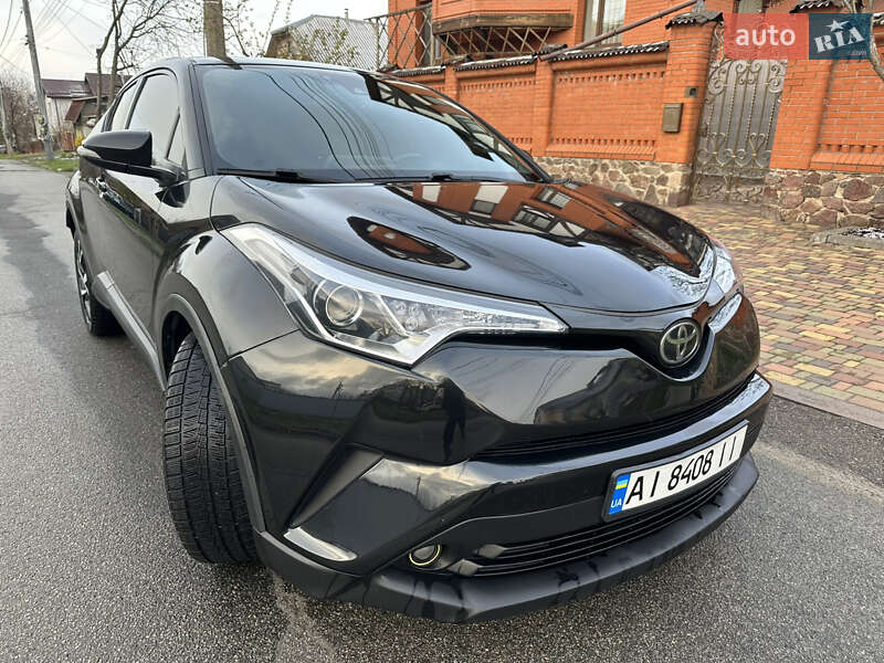 Toyota C-hr (2017)