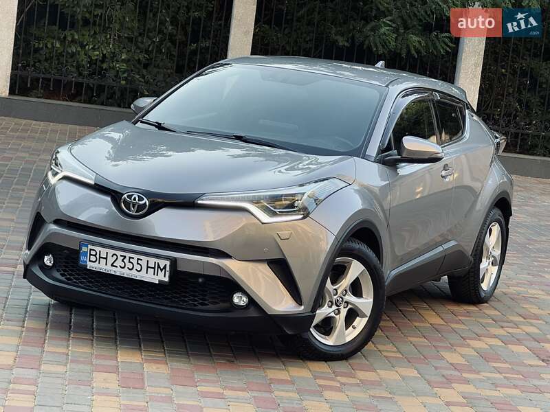 Toyota C-hr (2017)