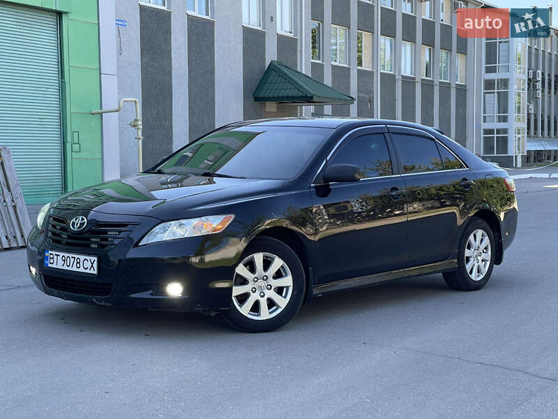 Toyota Camry (2008)