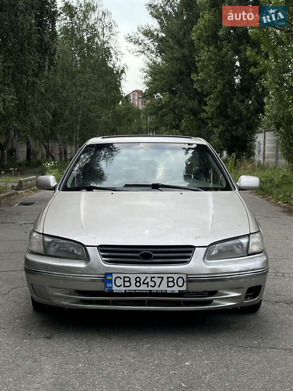 Toyota Camry (1997)