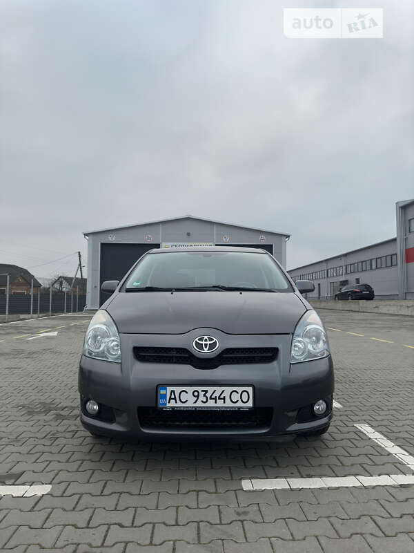 Toyota Corolla verso (2008)