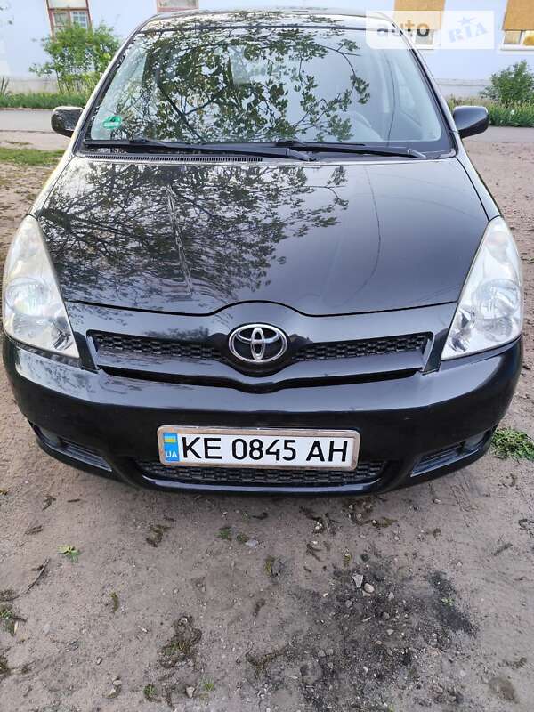 Toyota Corolla verso (2006)