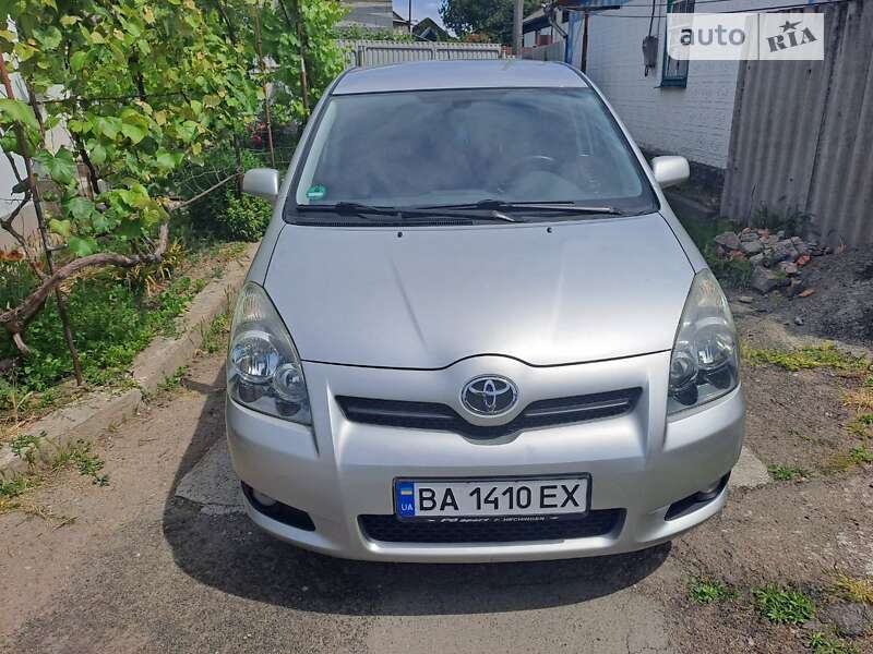 Toyota Corolla verso (2007)