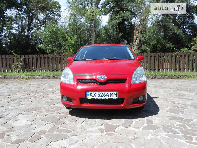 Toyota Corolla verso (2008)