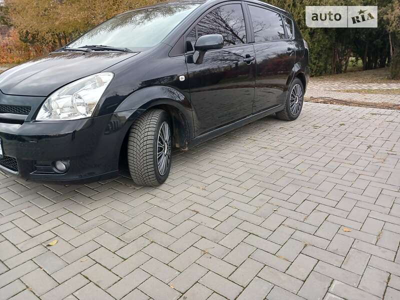 Toyota Corolla verso (2005)