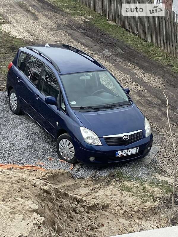 Toyota Corolla verso (2001)
