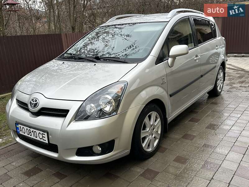 Toyota Corolla verso (2008)