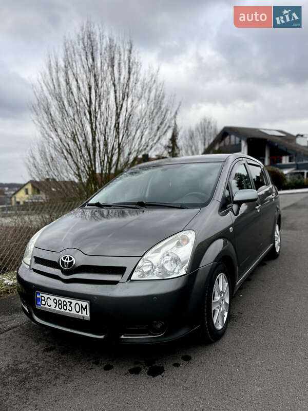 Toyota Corolla verso (2006)
