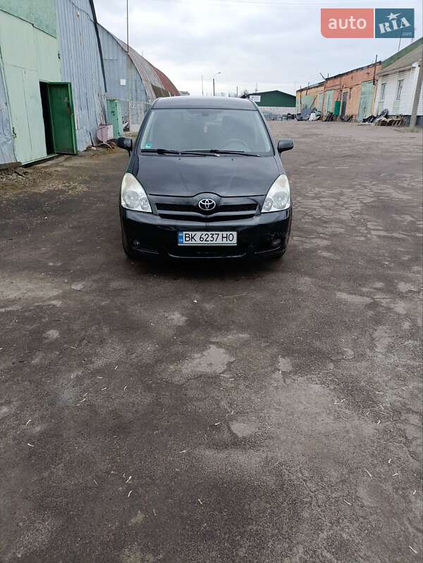 Toyota Corolla verso (2006)