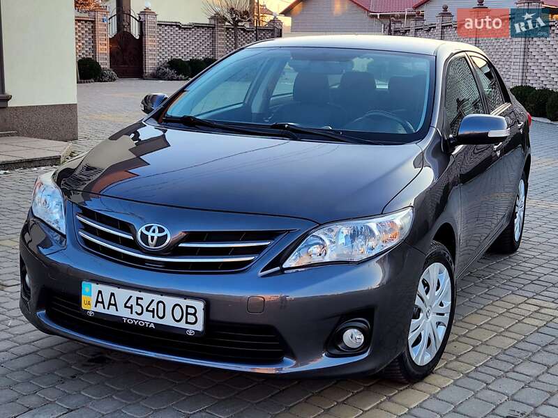 Toyota Corolla (2010)