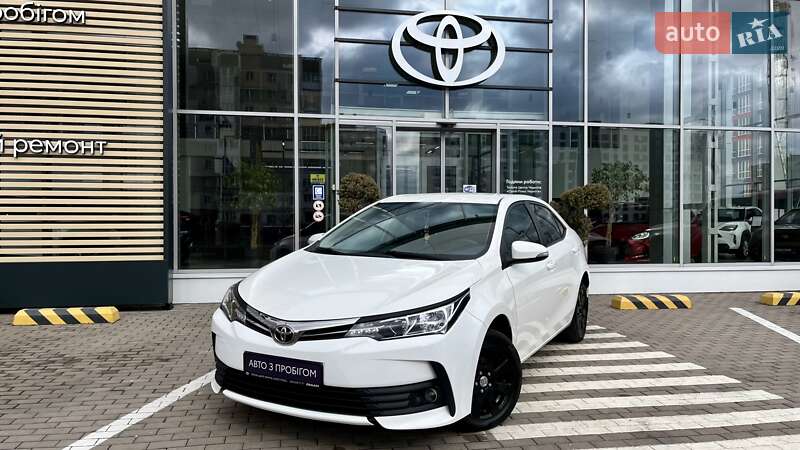 Toyota Corolla (2016)