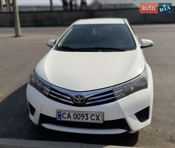 Toyota Corolla (2014)