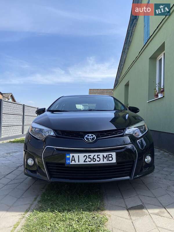 Toyota Corolla (2014)