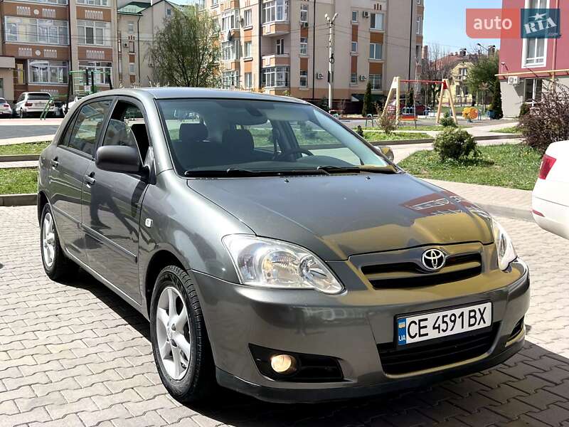 Toyota Corolla (2005)