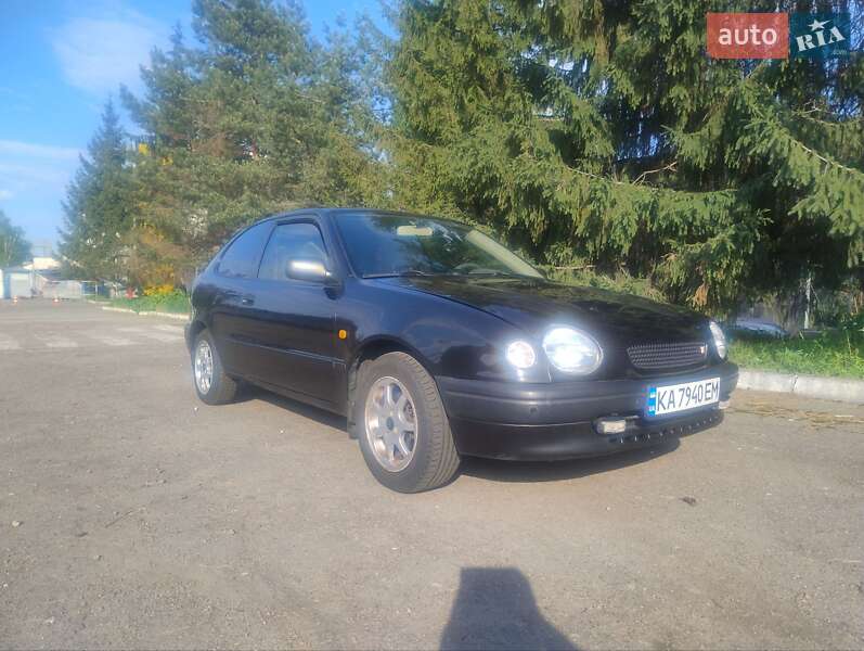 Toyota Corolla (1998)