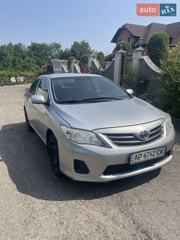 Toyota Corolla (2013)