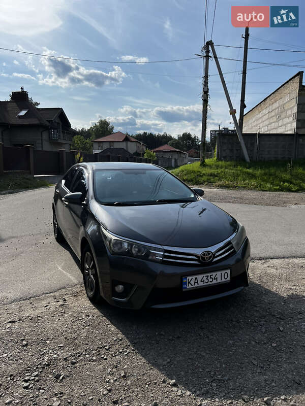 Toyota Corolla (2016)