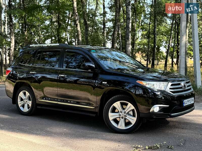 Toyota Highlander (2011)