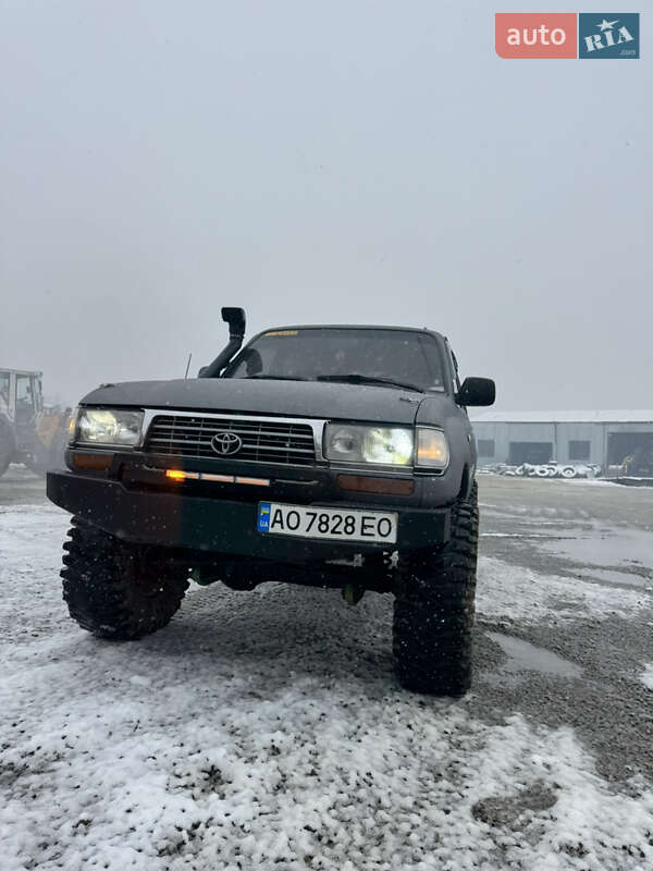 Toyota Land cruiser (1996)