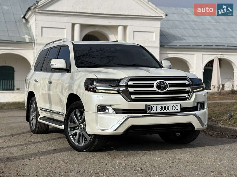 Toyota Land cruiser (2017)