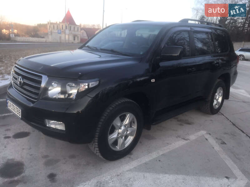 Toyota Land cruiser (2008)