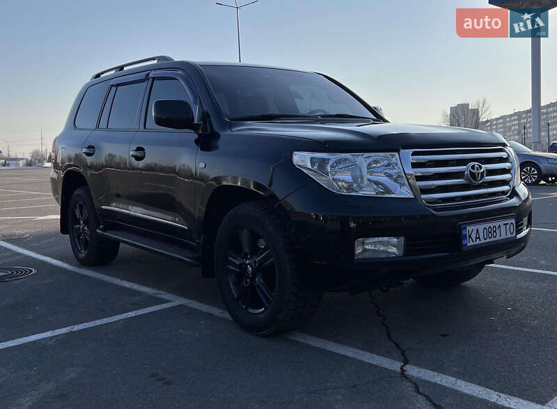 Toyota Land cruiser (2010)