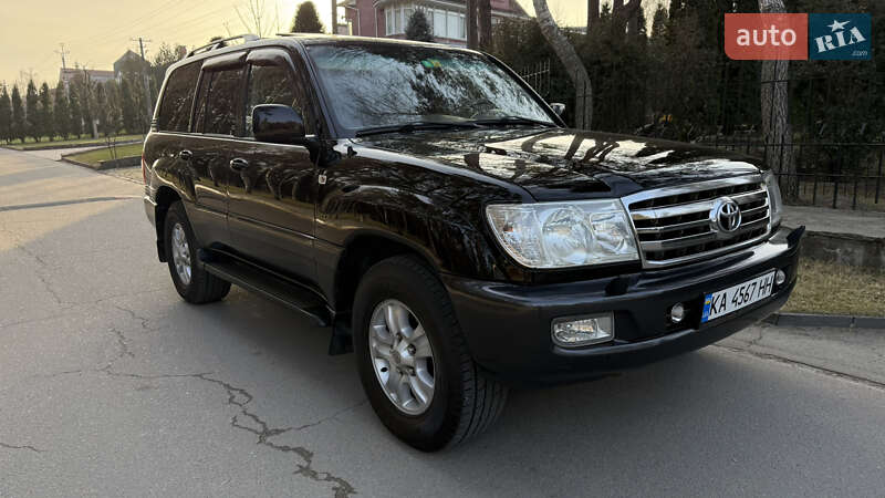Toyota Land cruiser (2005)