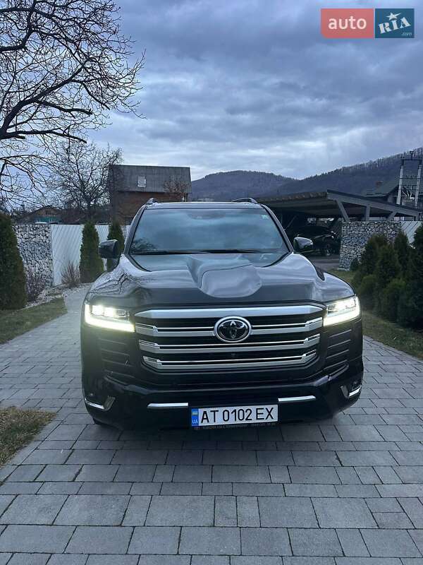 Toyota Land cruiser (2022)
