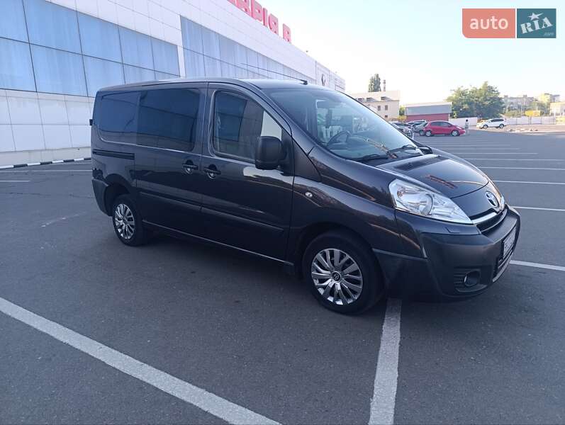 Toyota Proace (2013)