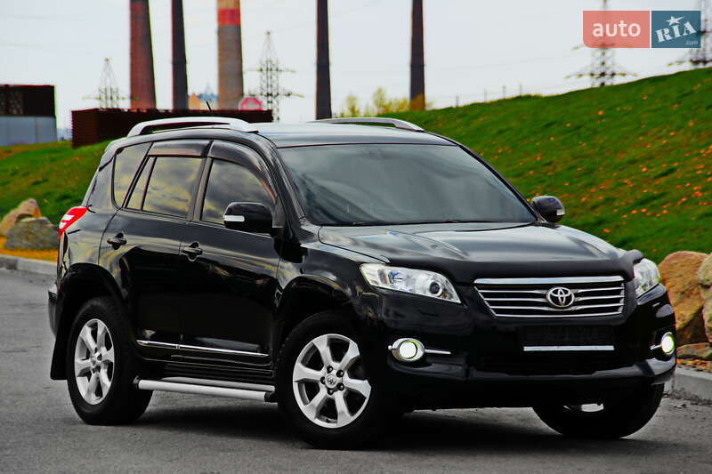 Toyota Rav4 (2011)